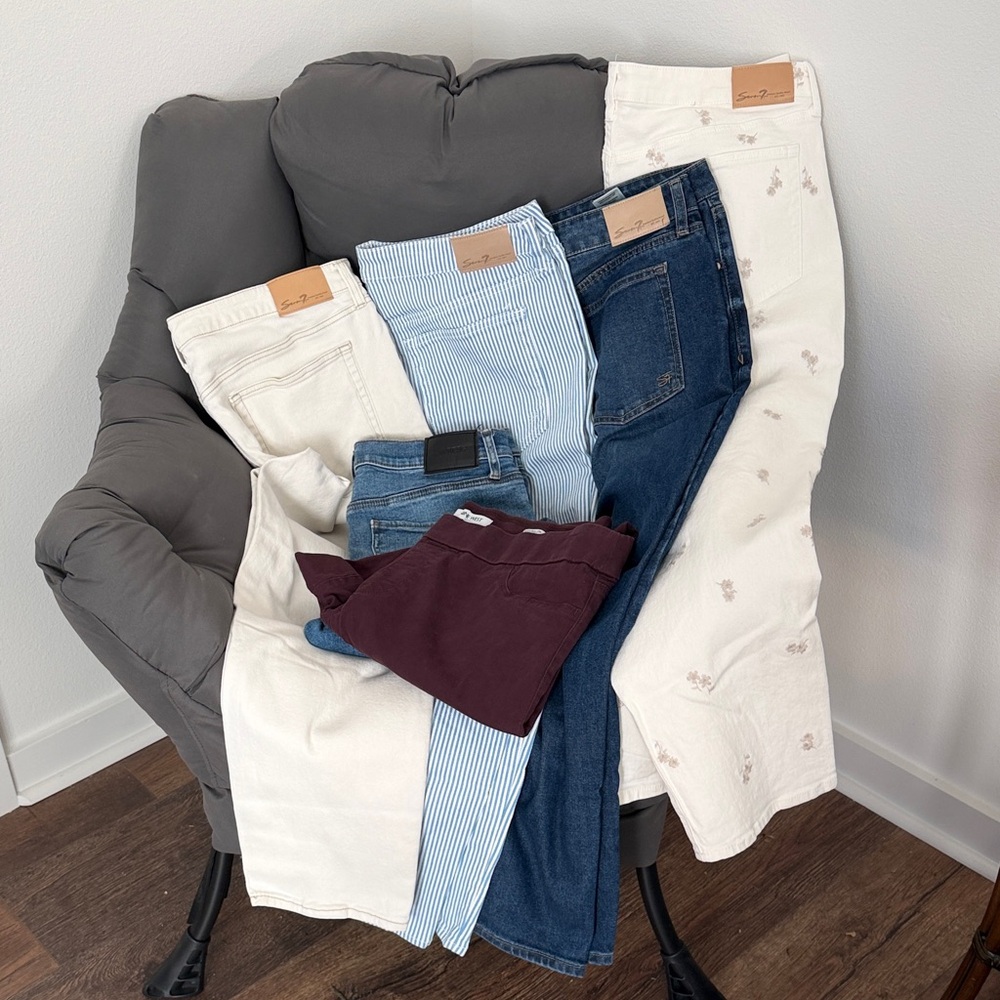 Seven7 Women's Straight Leg Jeans in Assorted Colors